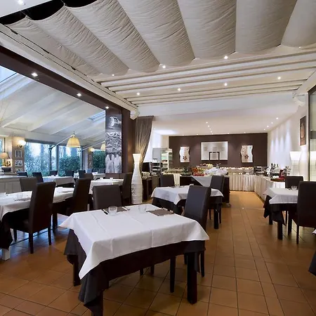 Ducale Hotel Parme