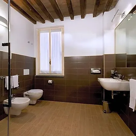 Four Points Flex By Sheraton Парма
