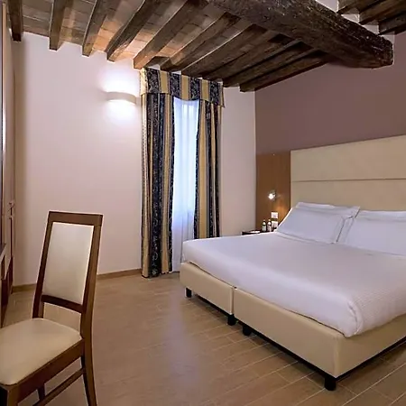 Отель Four Points Flex By Sheraton