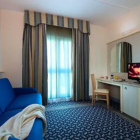 Four Points Flex By Sheraton 4* Парма