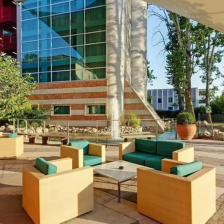 Отель Ducale Парма